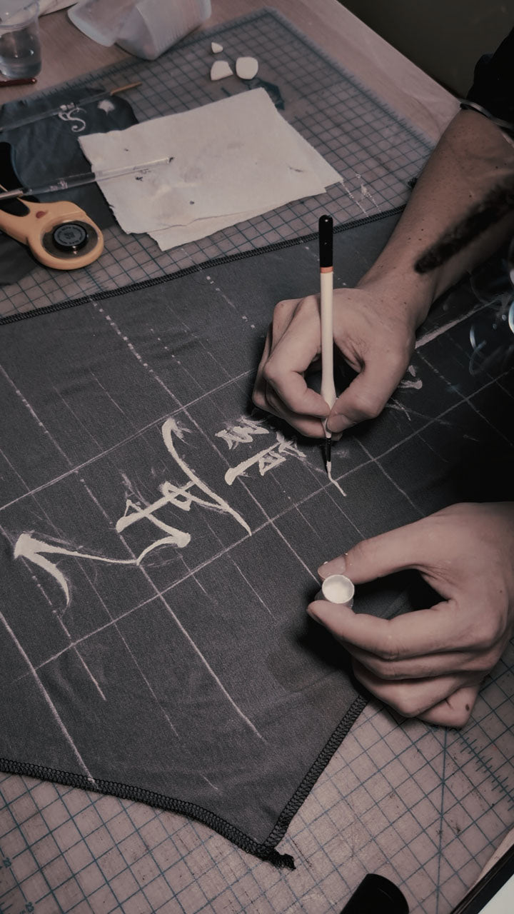 Manches longues Calligraphie